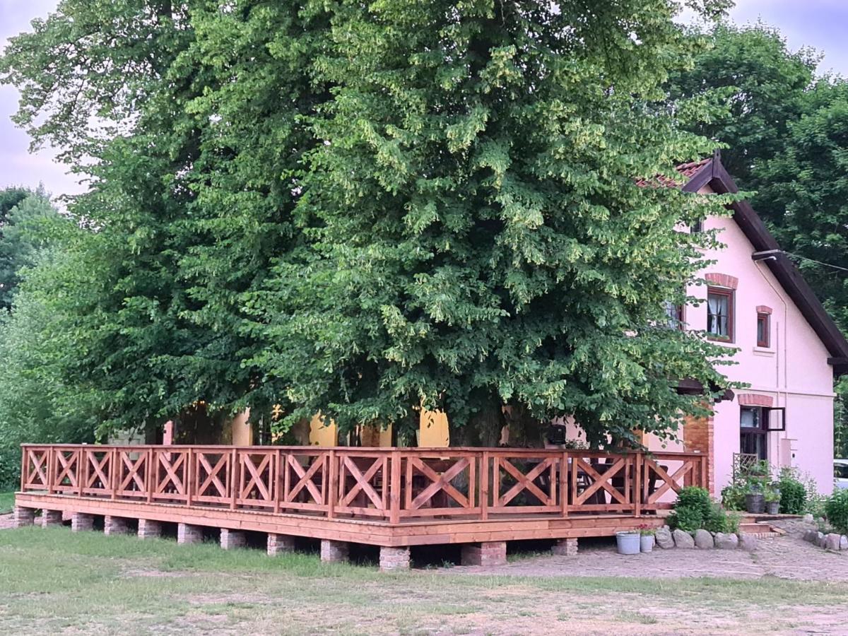 Swojski Gosciniec Prazmowo Bagian luar foto