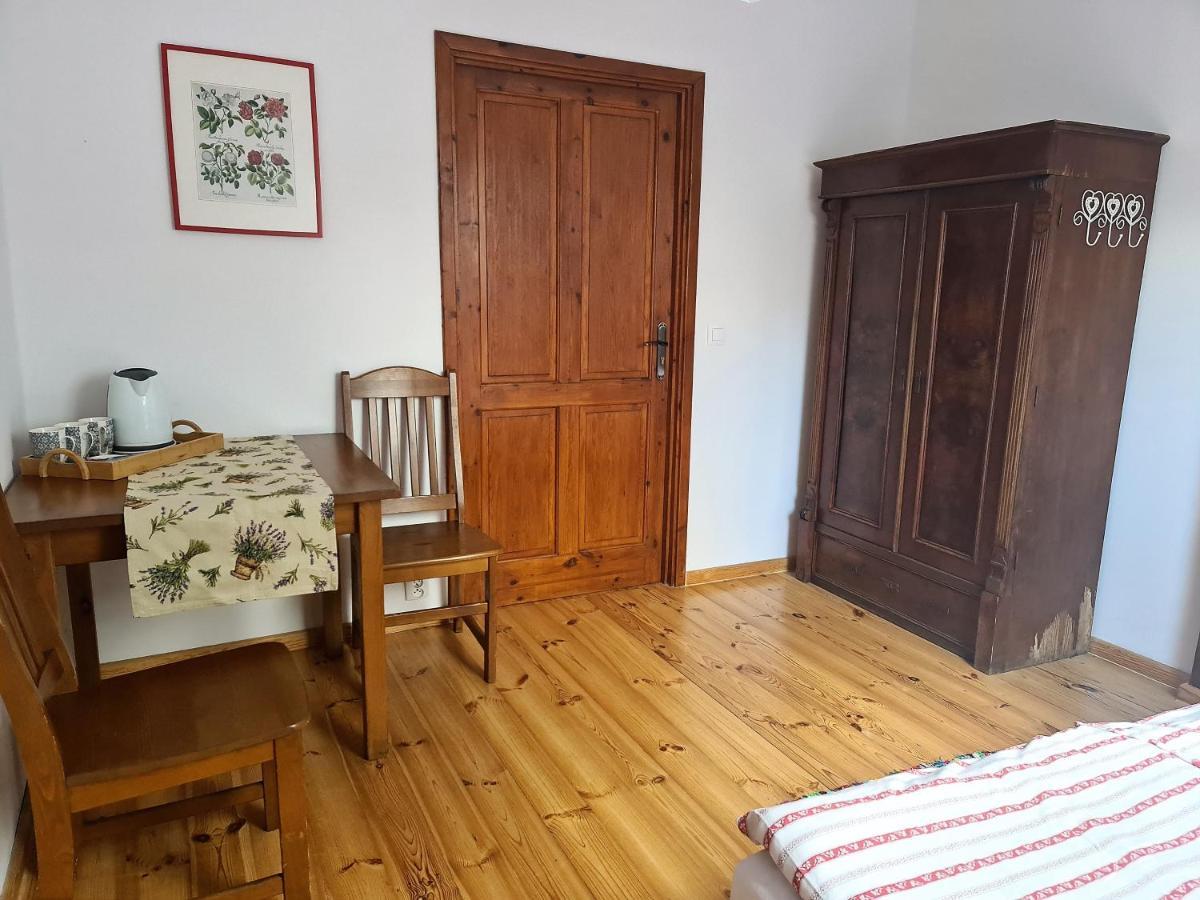 Swojski Gosciniec Prazmowo Bagian luar foto