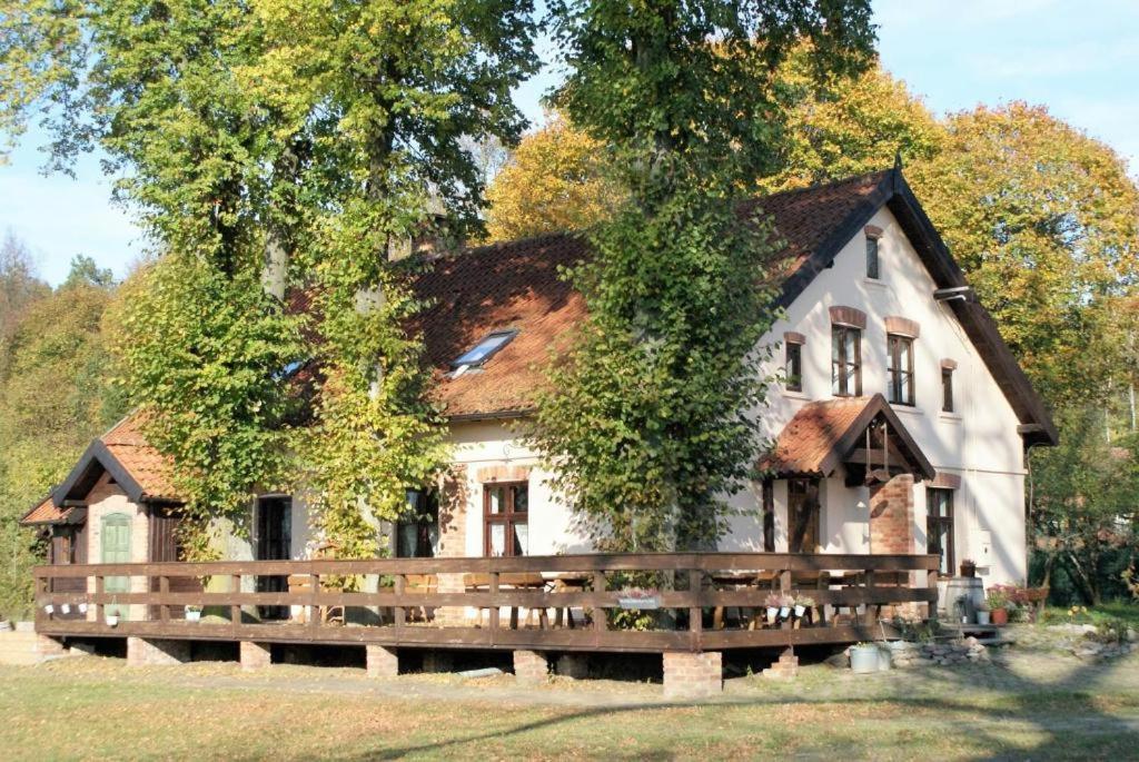 Swojski Gosciniec Prazmowo Bagian luar foto